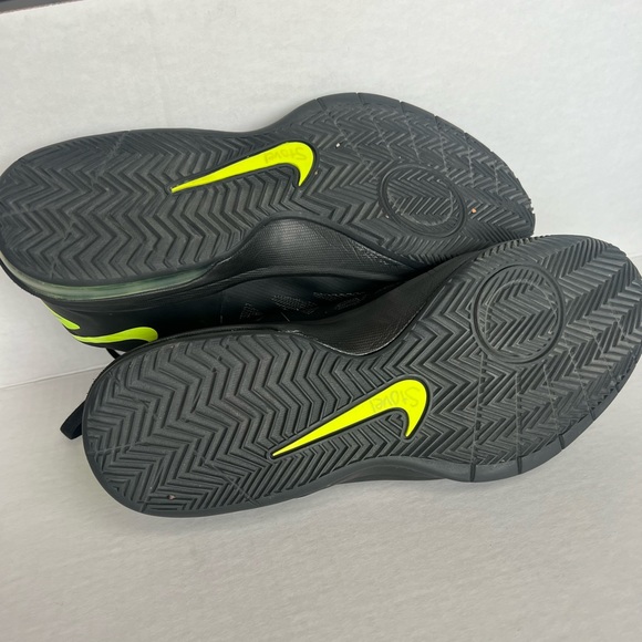 NIKE Air Max HyperAggressor - Picture 6 of 7